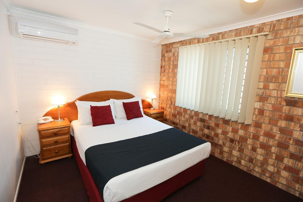 Central Studio Accommodation Gladstone Room photo